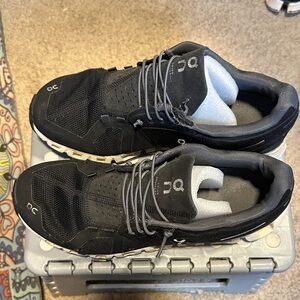 On Running Men's Black and Gray Sneakers